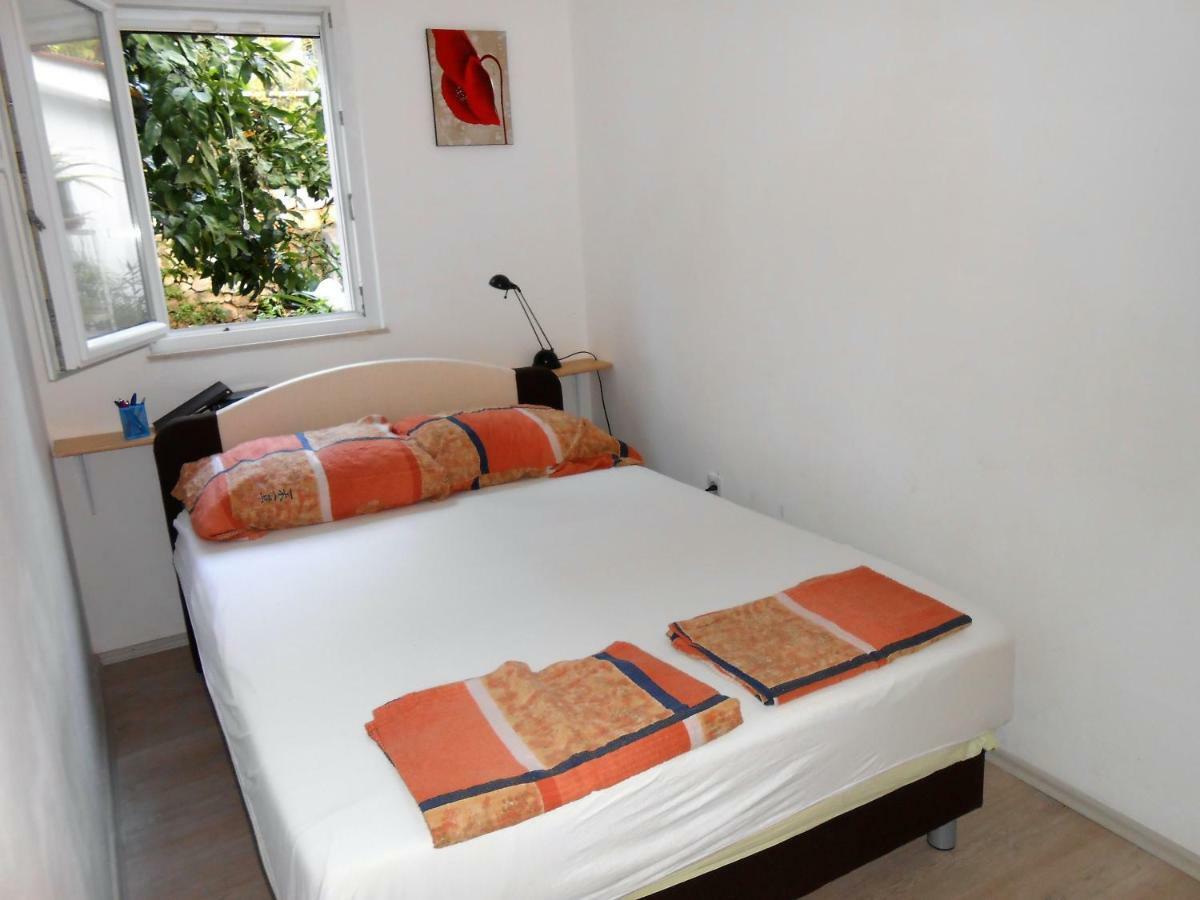 Gogi Apartman Округ-Доньи Экстерьер фото
